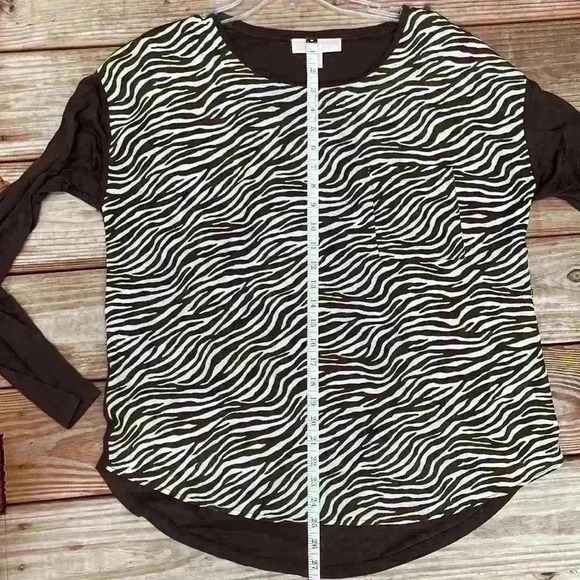 Michael Kors women’s long sleeved brown leopard print blouse size large - Picture 7 of 8